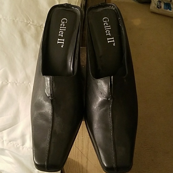 Geller II Heels - Picture 1 of 3